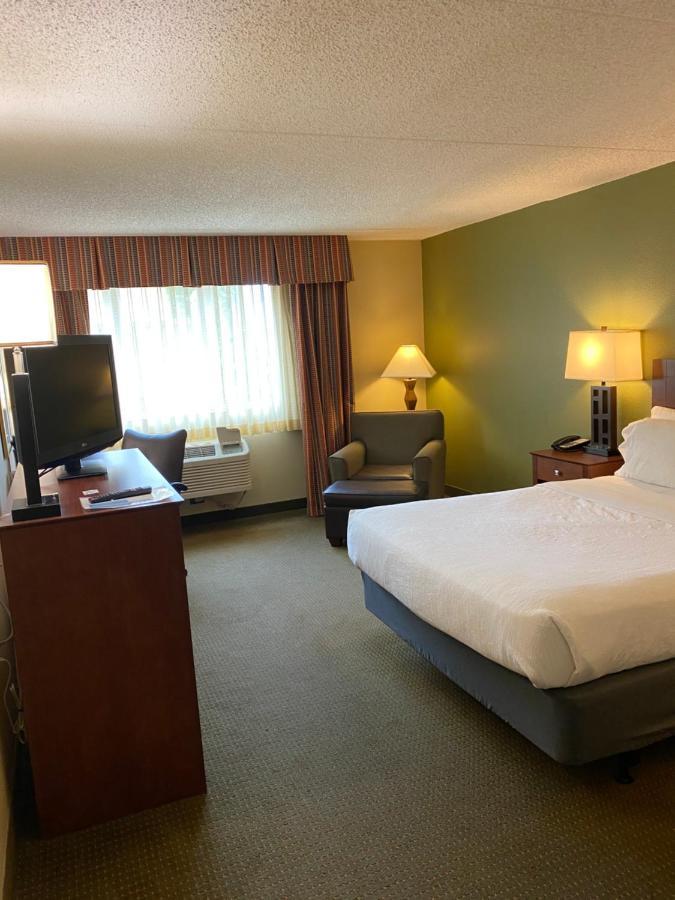 Doubletree By Hilton Austin, Mn Hotel Exterior foto
