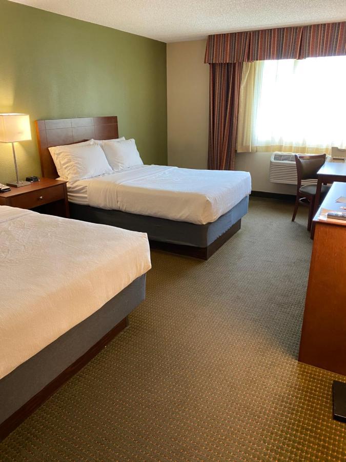 Doubletree By Hilton Austin, Mn Hotel Exterior foto