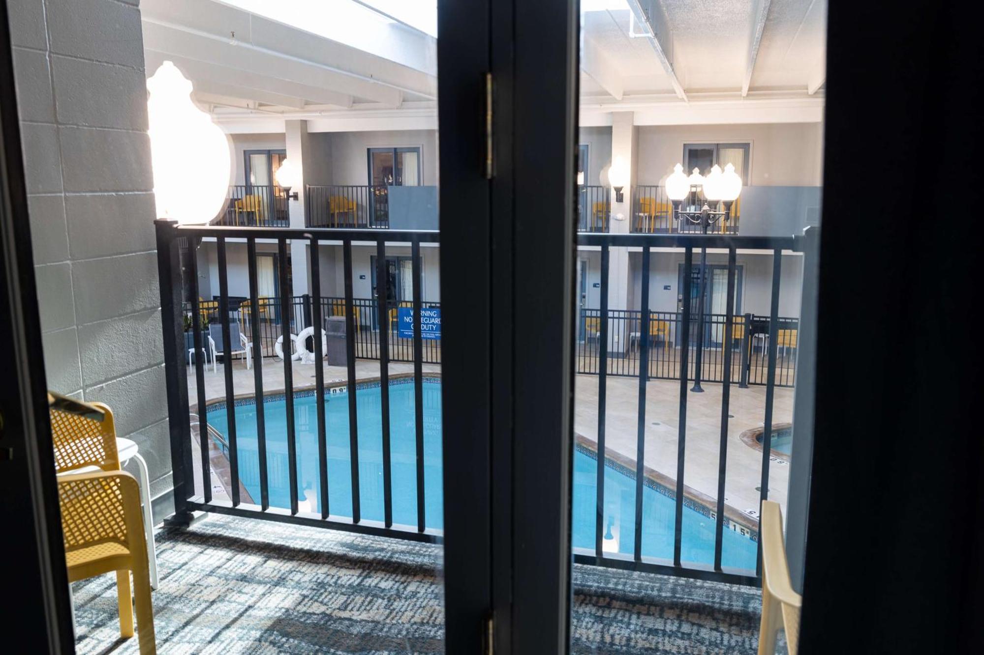 Doubletree By Hilton Austin, Mn Hotel Exterior foto